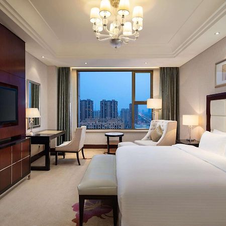 Wyndham Xinyang Downtown Xinyang (Henan) Exterior foto