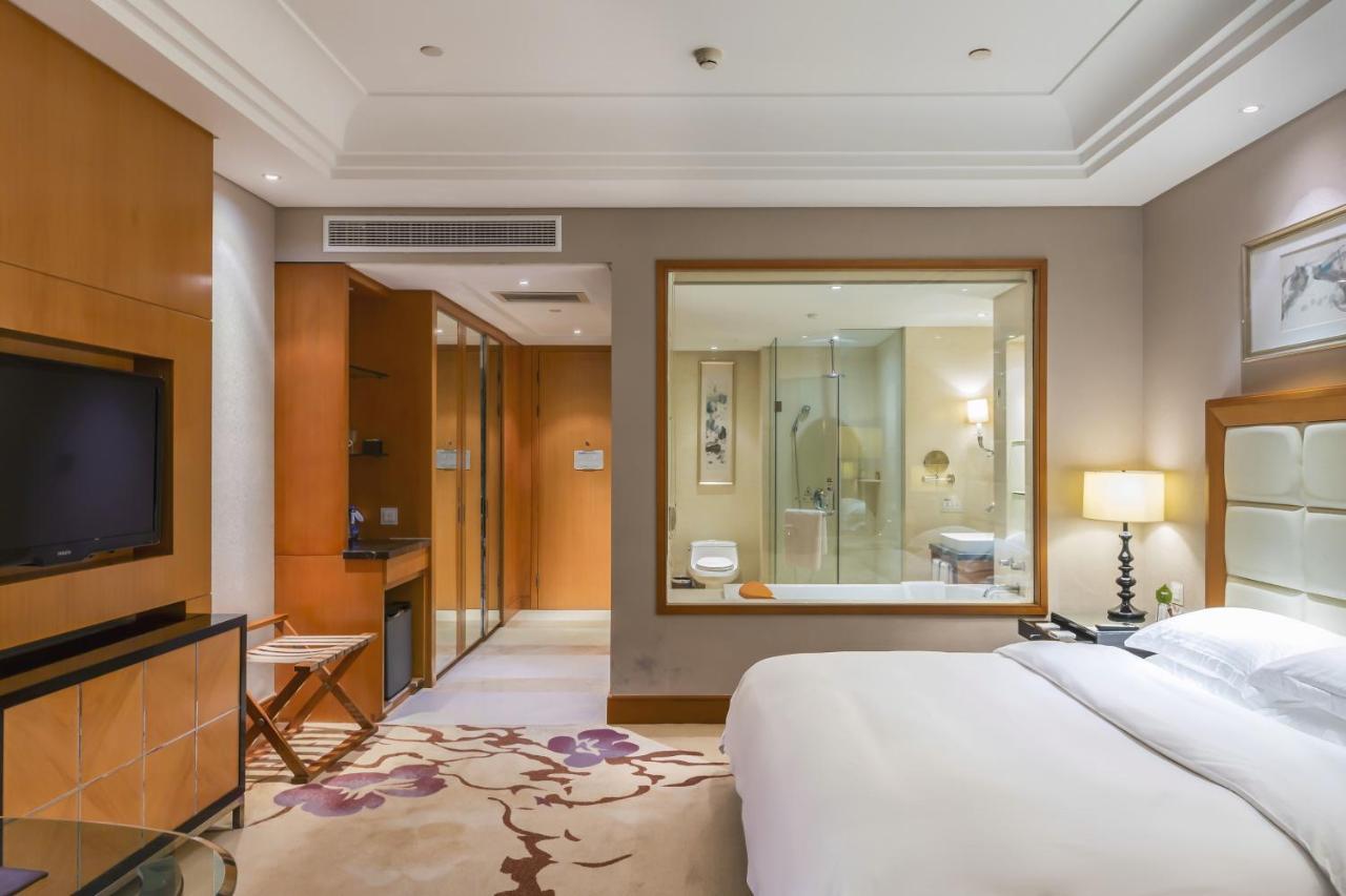 Wyndham Xinyang Downtown Xinyang (Henan) Exterior foto