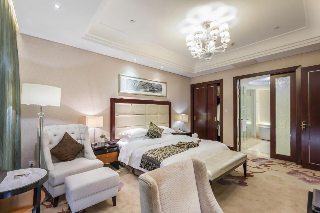 Wyndham Xinyang Downtown Xinyang (Henan) Exterior foto