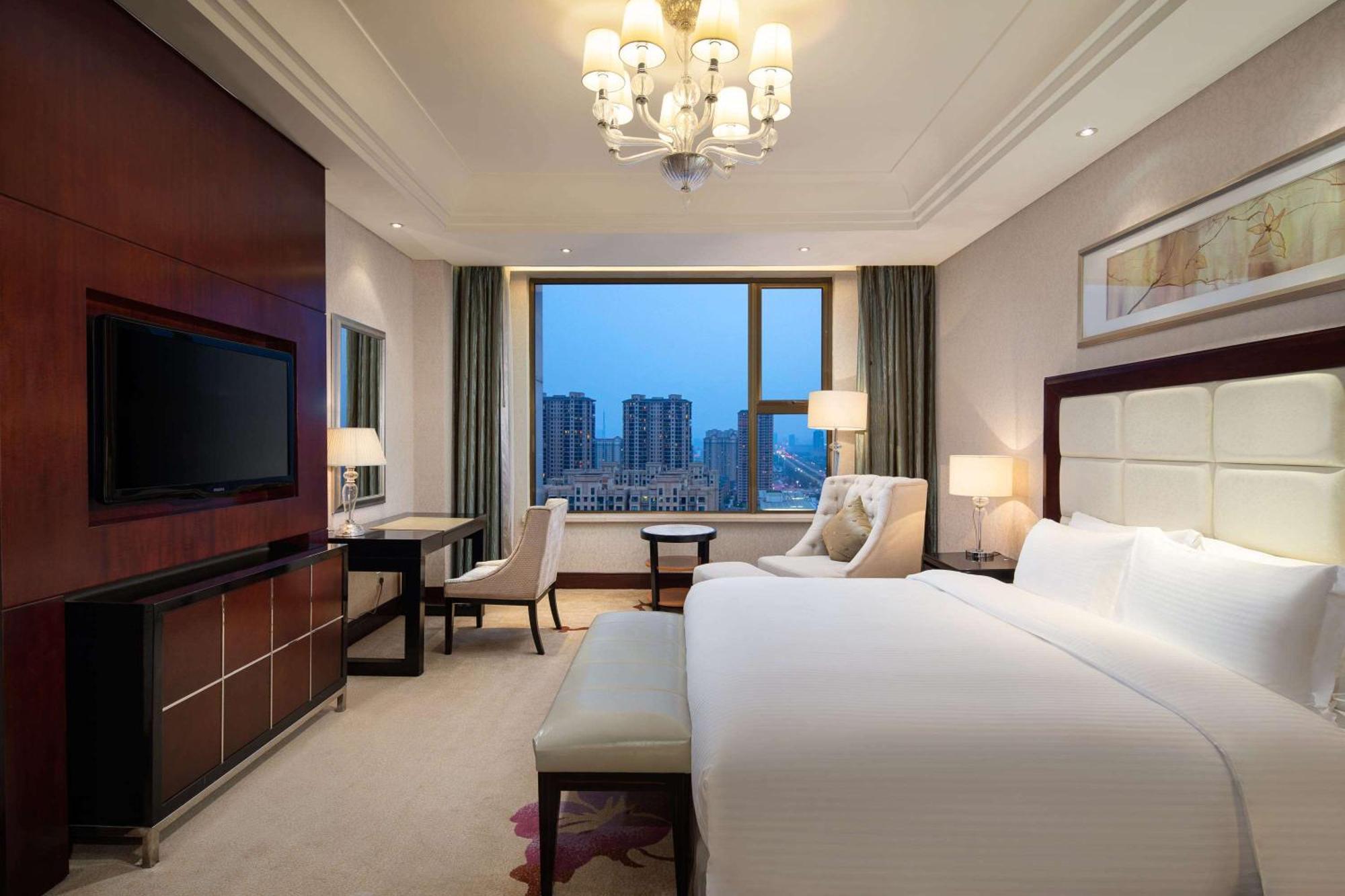 Wyndham Xinyang Downtown Xinyang (Henan) Exterior foto
