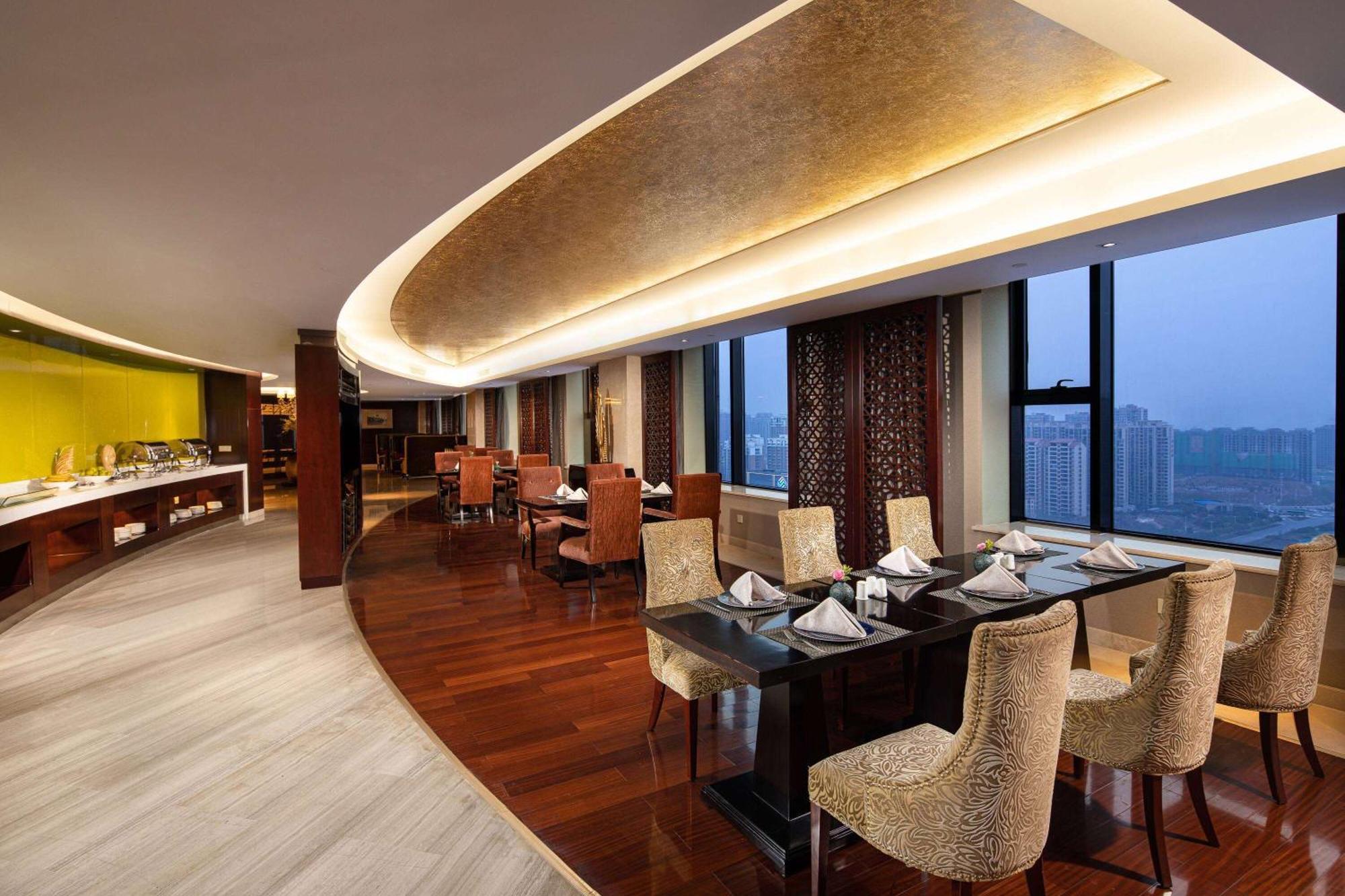 Wyndham Xinyang Downtown Xinyang (Henan) Exterior foto