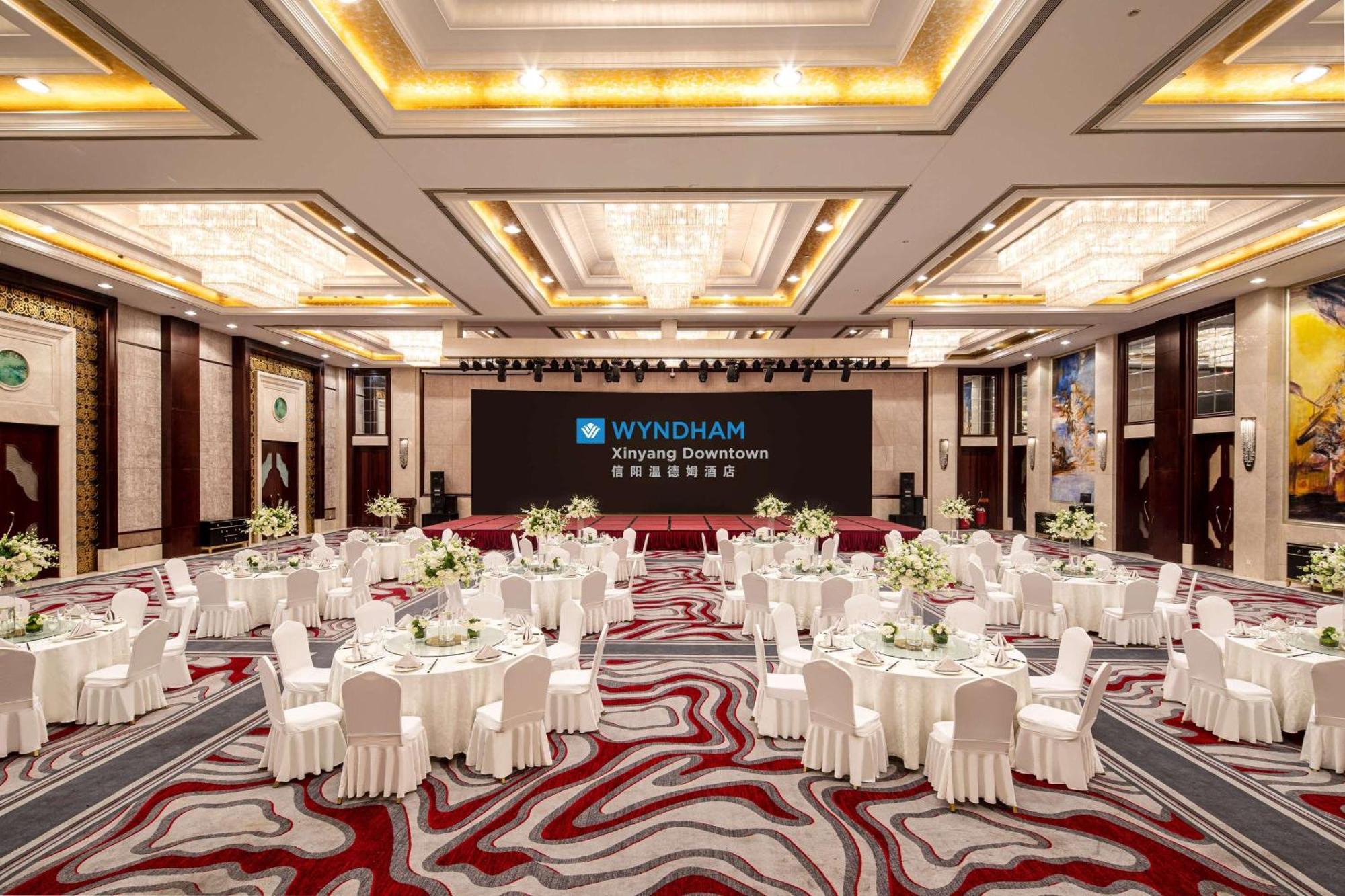 Wyndham Xinyang Downtown Xinyang (Henan) Exterior foto